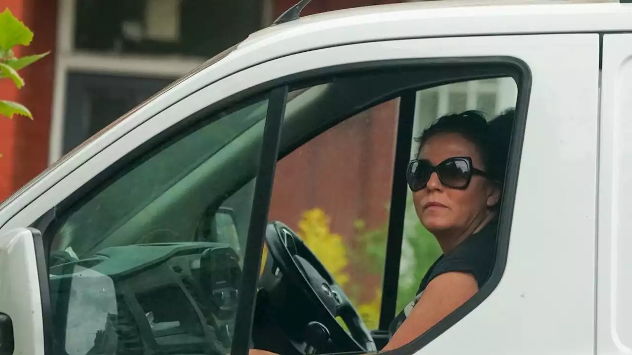 EastEnders star Jessie Wallace falls for her builder who has 'already moved in'