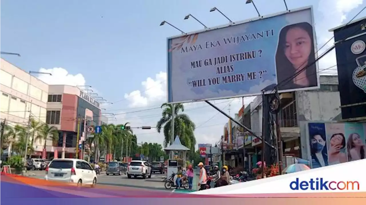 Heboh Baliho Raksasa Ajakan Nikah Buat Mbak Maya di Klaten