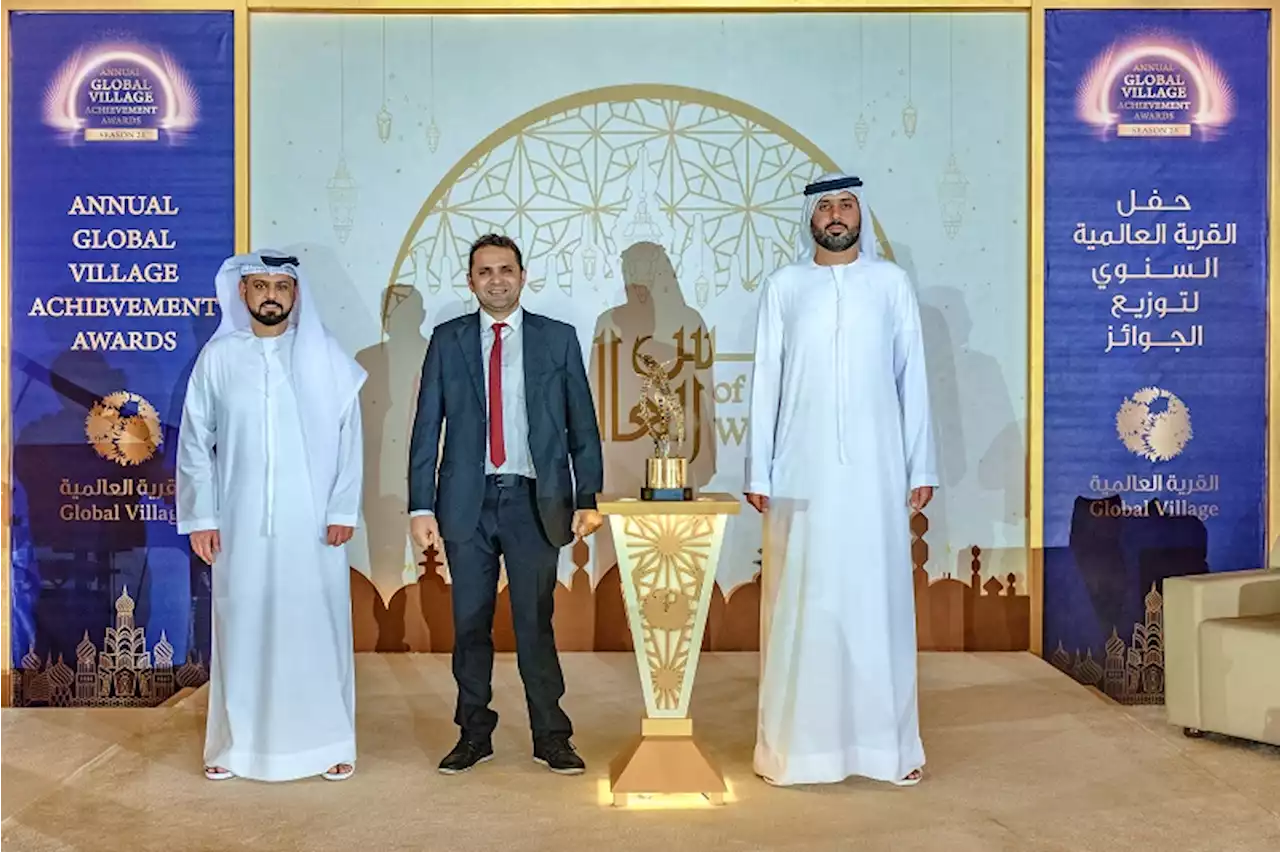 'الإمارات اليوم' تفوز بجائز القرية العالمية لأفضل مقال منشور في جريدة عربية