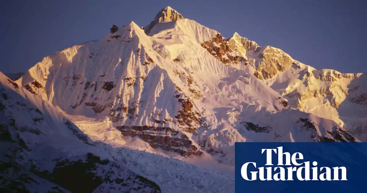 Indian climber dies in summit bid on Mount Kanchenjunga