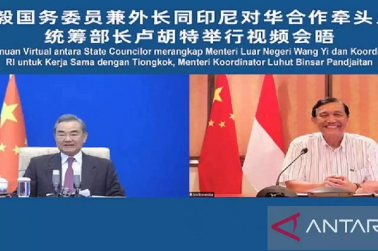 Menlu Wang Yi Tegaskan Komitmen China, Pak Luhut Tersenyum Semringah