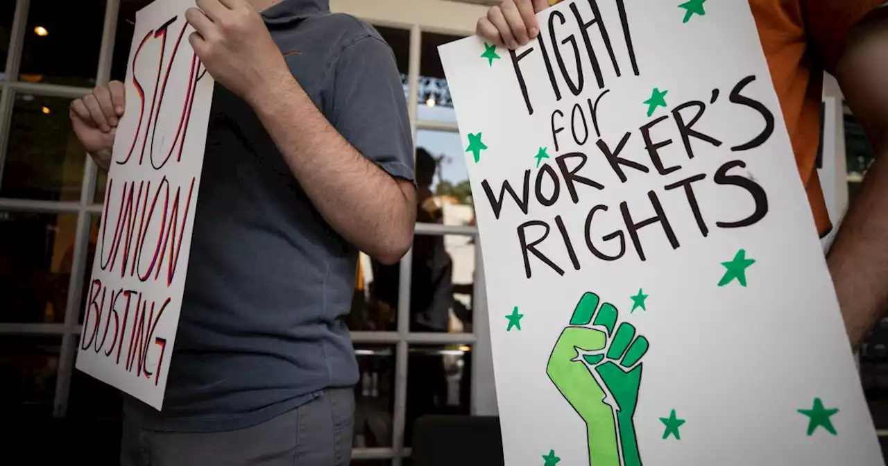 How do employees unionize in a right-to-work state like Texas?