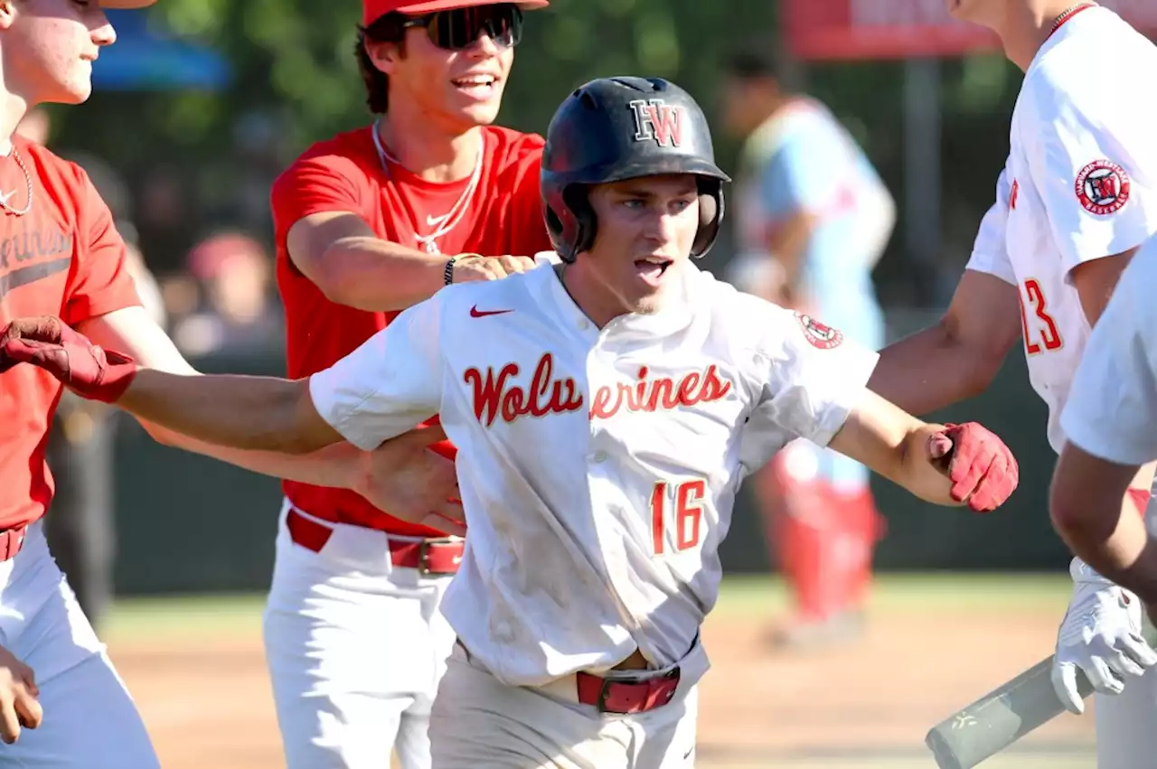 Harvard-Westlake baseball holds off Los Alamitos in dramatic Division 1 playoff victory