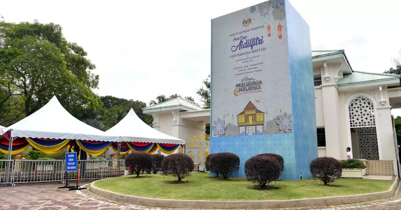 Experience village atmosphere at PM’s Aidilfitri Open House tomorrow | Malay Mail