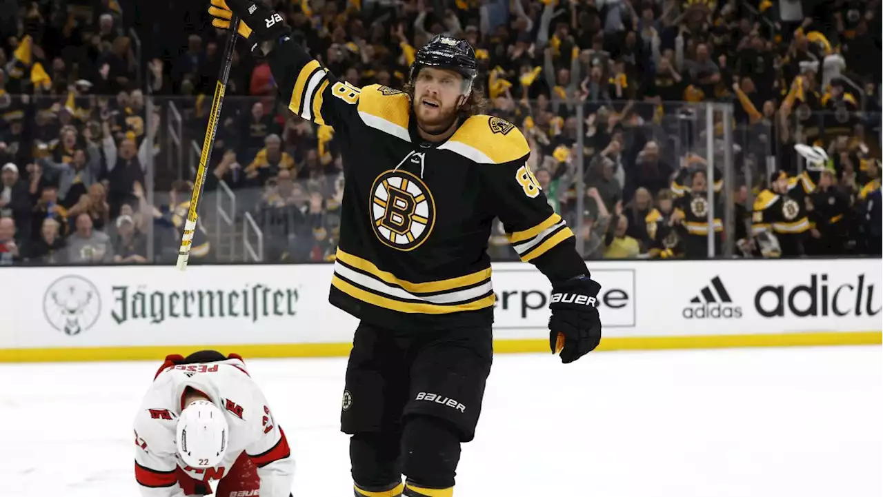 Bruins Bounce Back With Impressive Game 3 Win Over Hurricanes