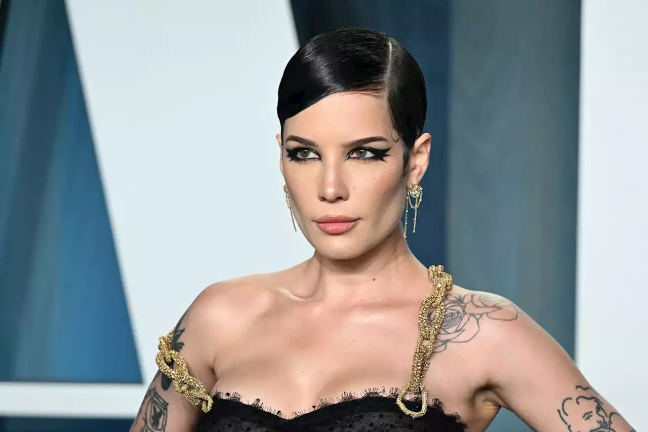 Halsey Just Gave Us Major Summer Makeup Inspiration