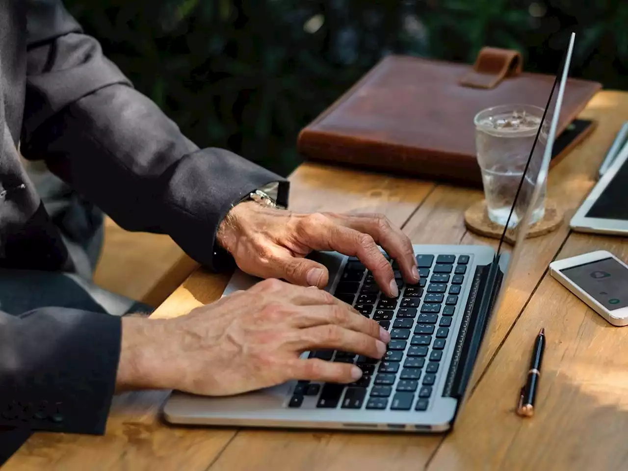 Set up voice dictation on your computer and give your fingers a break