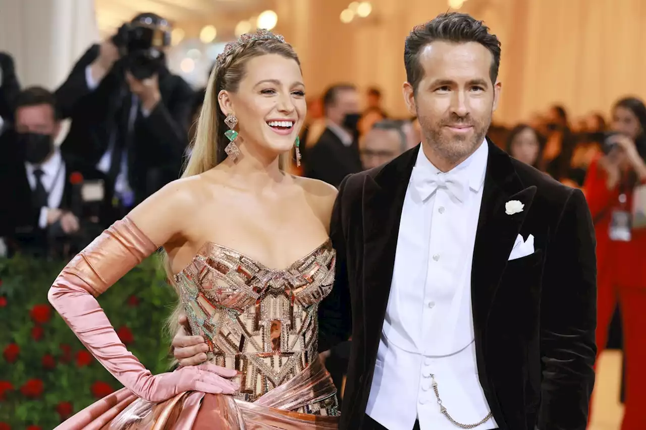 Ryan Reynolds Says Blake Lively 'Runs The Show' When It Comes To Parenting Their Girls