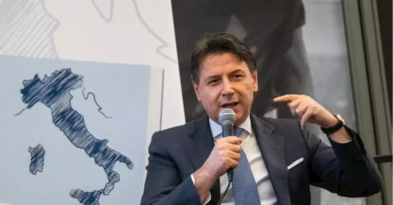 Conte alza il tiro su Draghi, nel M5S in 80 con Di Maio