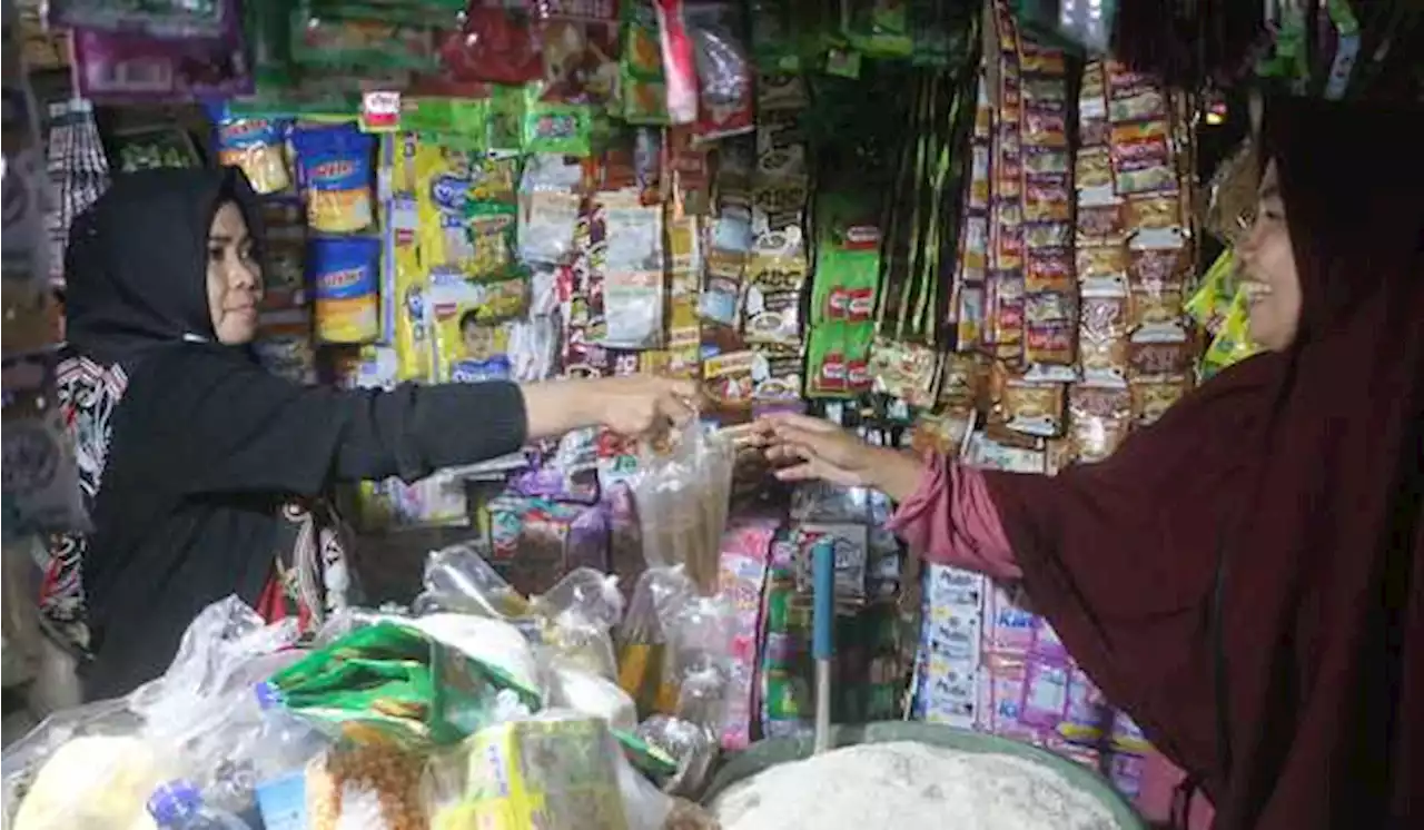 Minyak Goreng Curah di Mataram Langka, Migor Kemasan Dibungkus Kecil-kecil