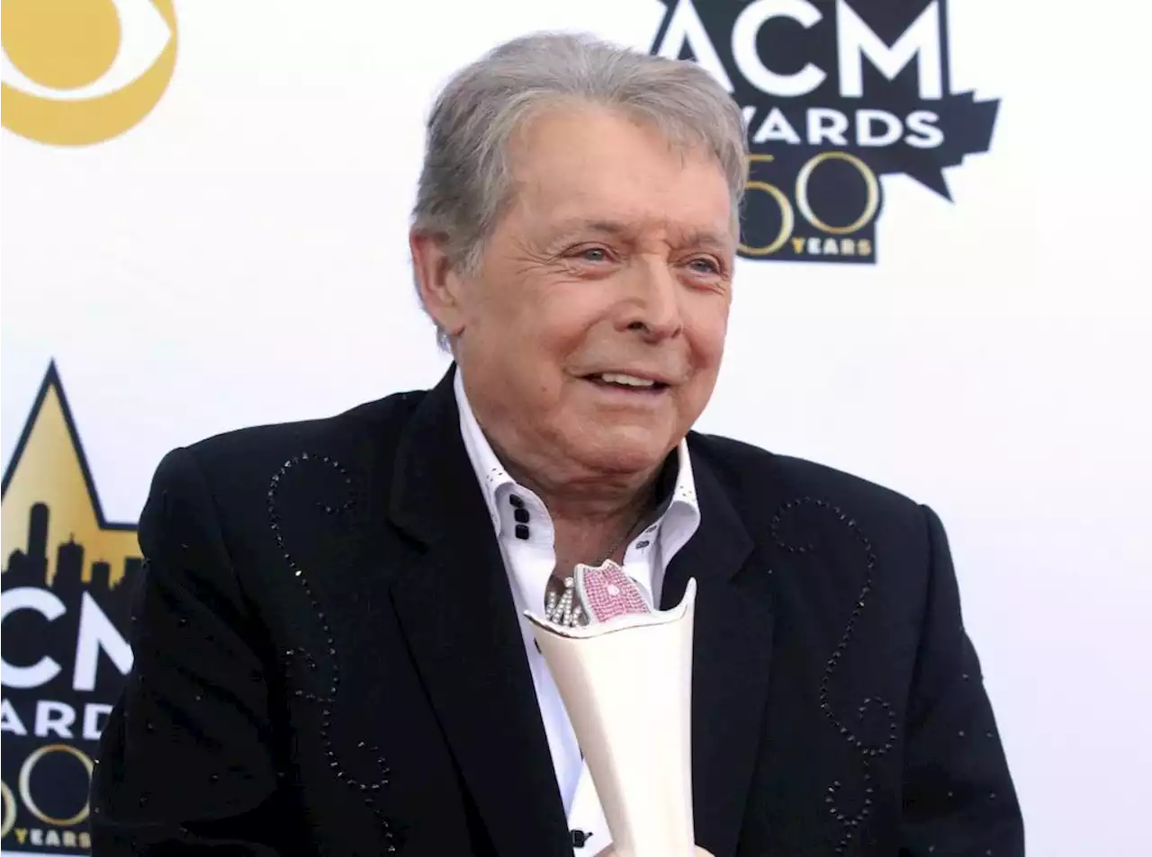 Mickey Gilley, who helped inspire ‘Urban Cowboy,’ dies at 86