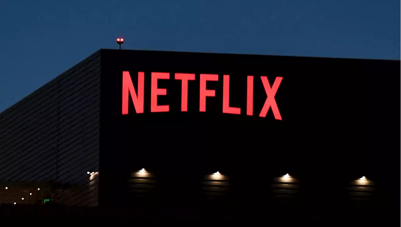 Netflix: l'abbonamento condiviso non si tocca, il 71% degli italiani si sfilerebbe