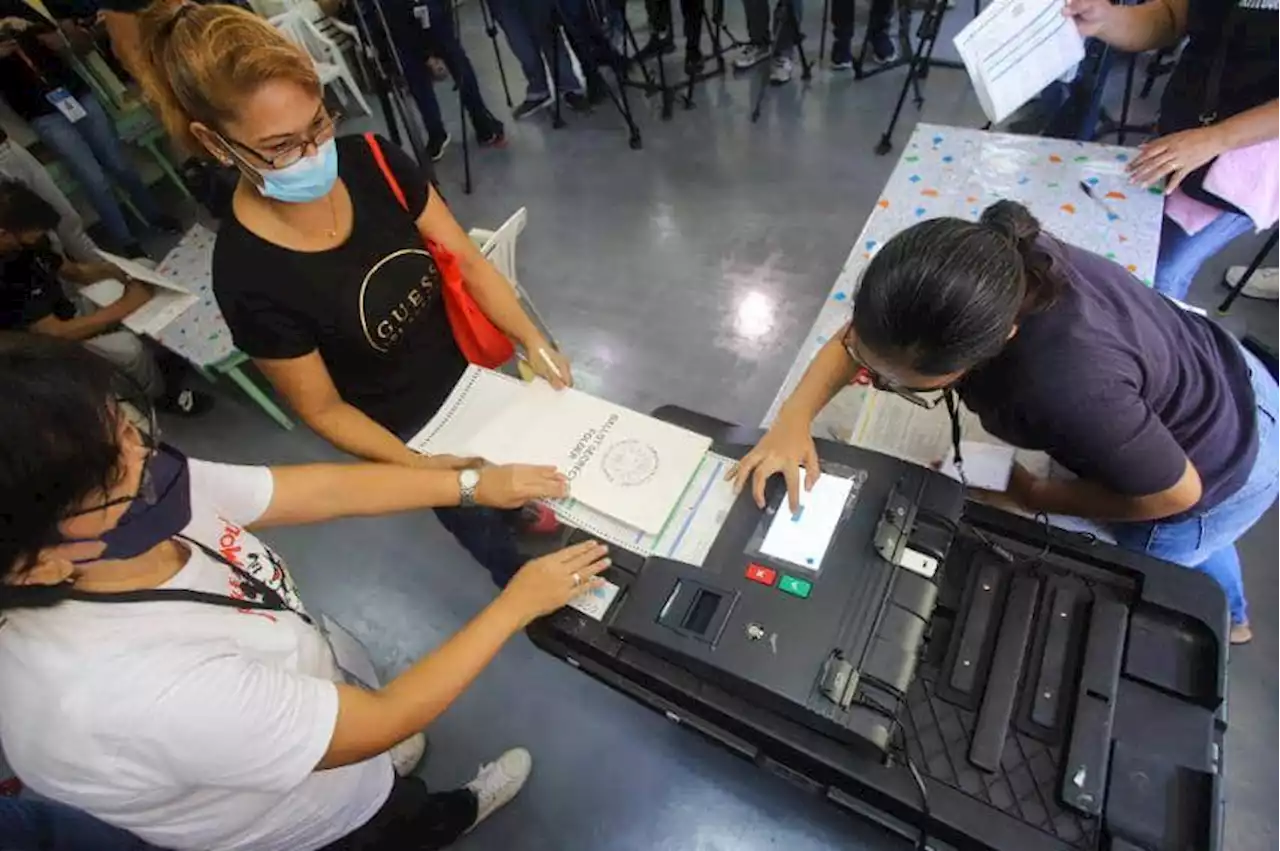 Comelec holds VCM final testing and sealing in Cotabato City; Garcia says issue now resolved