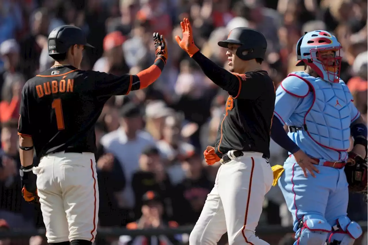 SF Giants erupt early, beat Cardinals and snap five-game losing streak