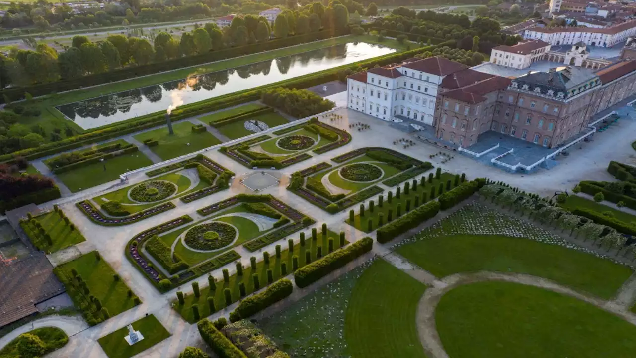 Eurovision 2022, oggi la cerimonia di inaugurazione: 40 delegazioni sfilano alla Reggia di Venaria