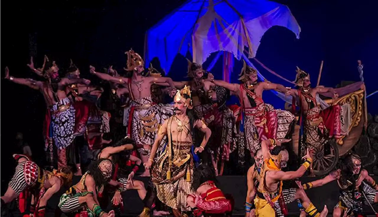 Pertunjukan Opera Wayang Bakdan Ning Solo