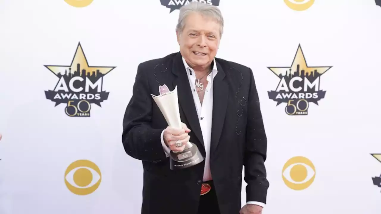 Mickey Gilley, Country Singer Who Helped Inspire ‘Urban Cowboy,’ Dies at 86