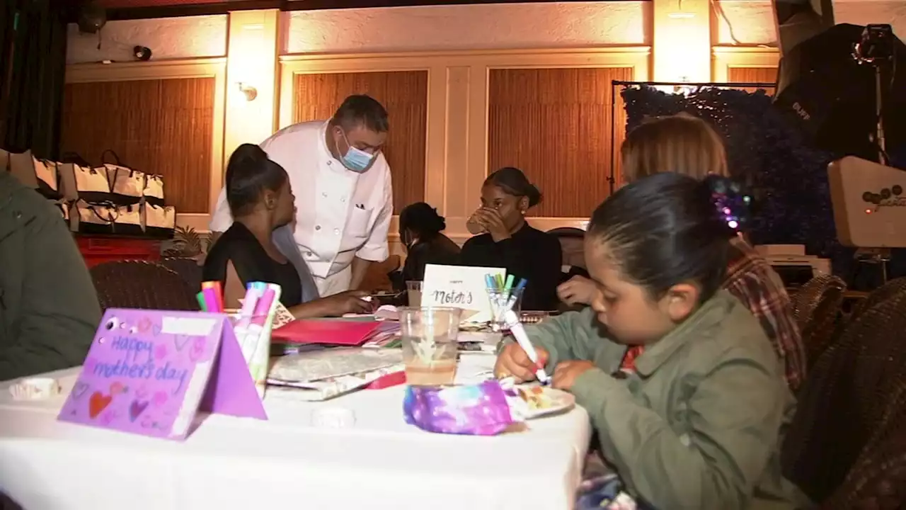 San Francisco restaurant hosts Mother's Day banquet for homeless families