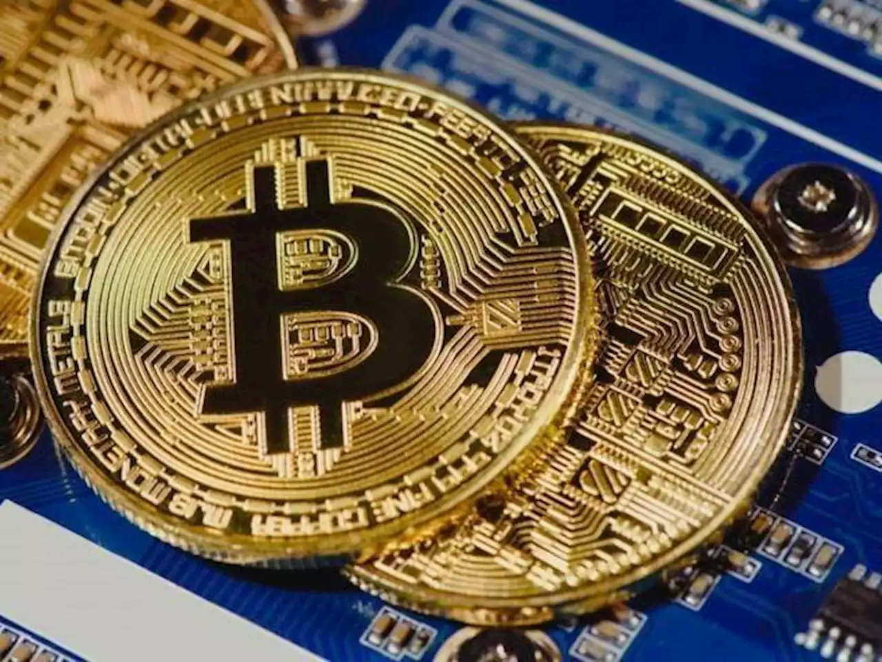 Bitcoin, perché è in forte calo e perché può scendere fino a 17 mila dollari