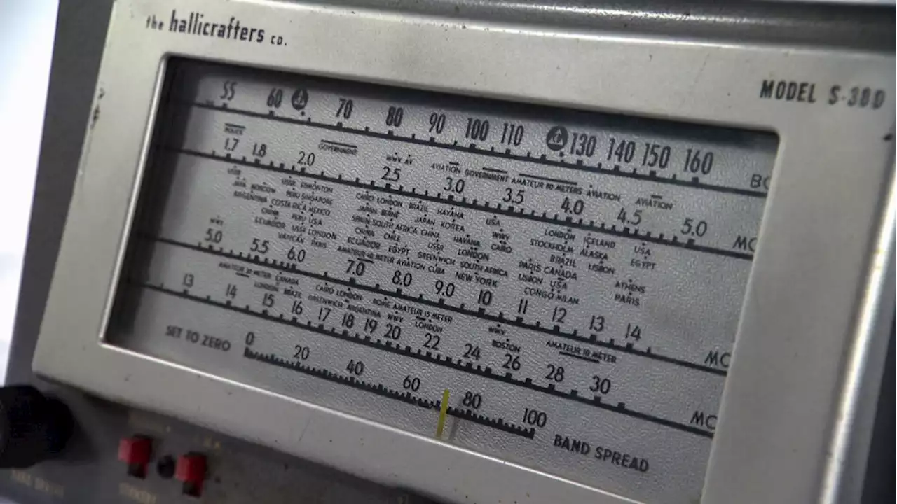 How short wave radio is resurfacing as a tool in Ukraine