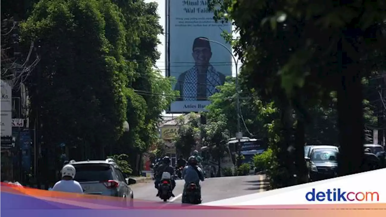 Satpol PP Cek Baliho Anies Mejeng di Tangsel: Dicopot Kalau Melanggar