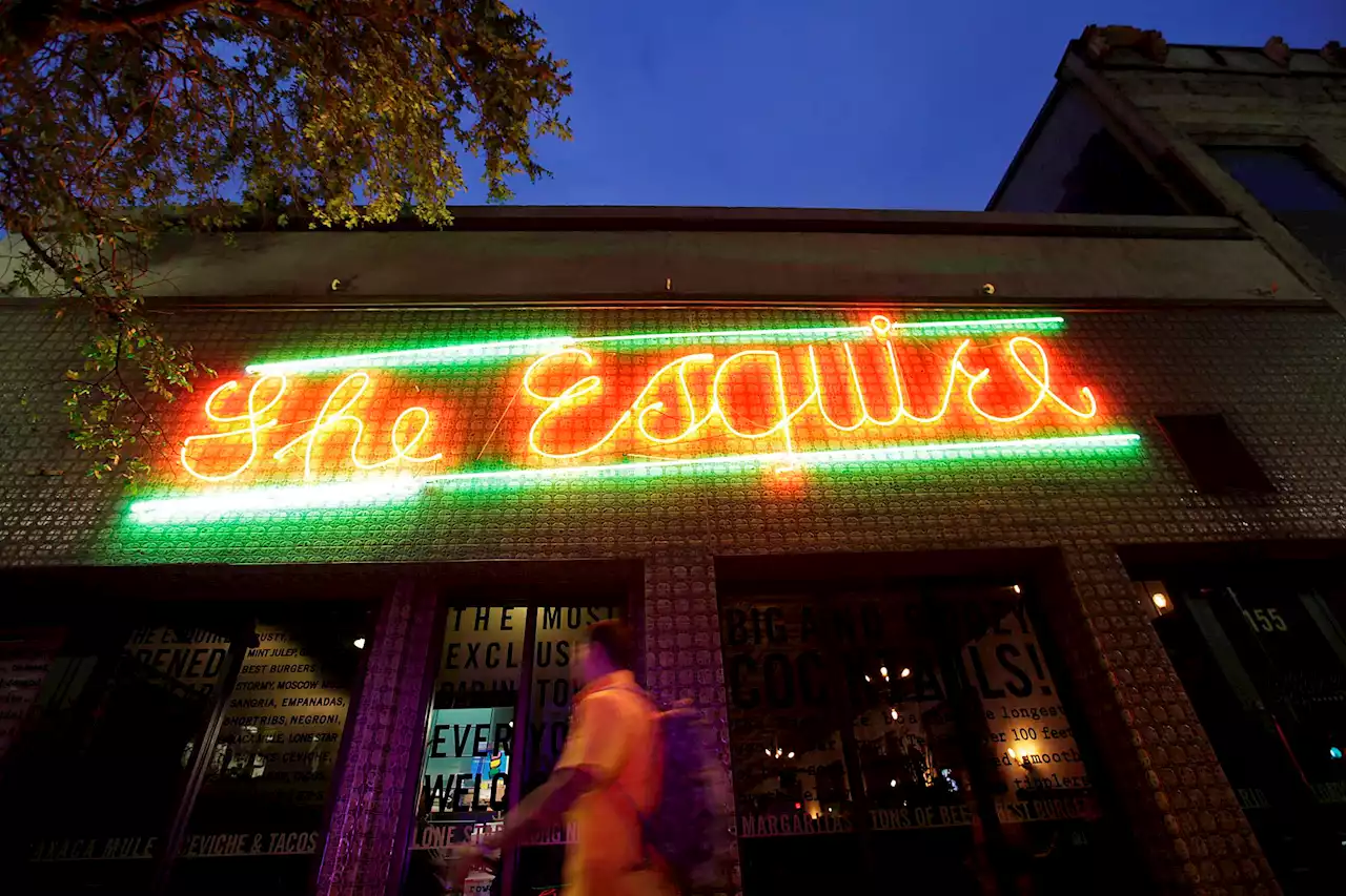 Neon lights of San Antonio tell a story of yesteryear