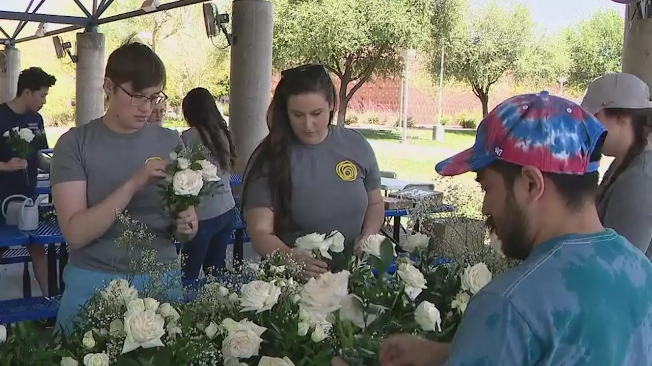 Community Cares: Arizona nonprofit repurposes flower donations for a good cause