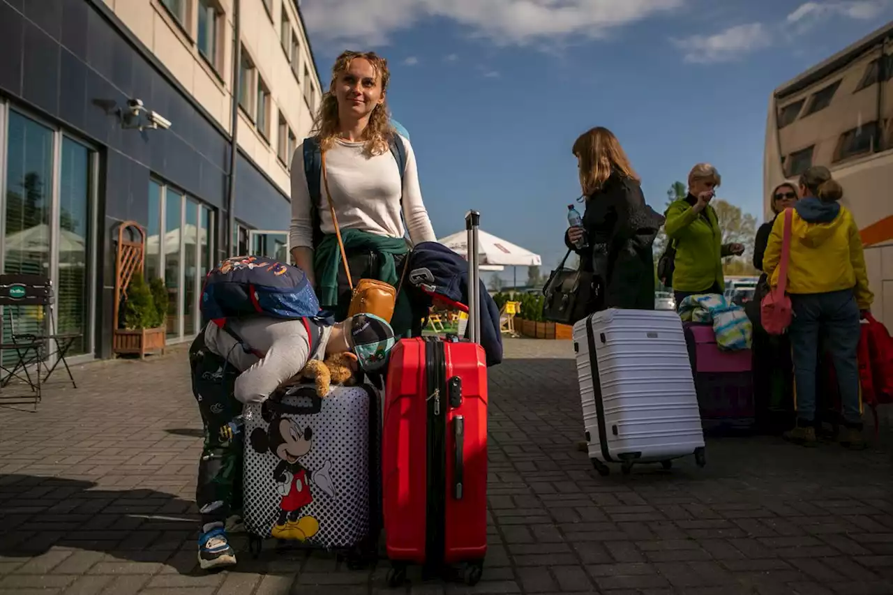 Ukrainian refugees head to Newfoundland from Poland