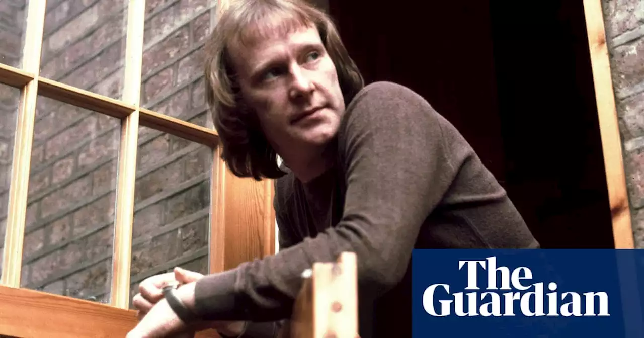 Dennis Waterman, Minder and New Tricks star, dies aged 74