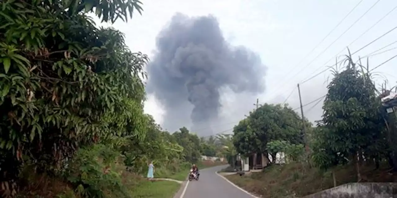 Pipa Pertamina di Prabumulih Meledak, Pasutri Alami Luka Bakar | merdeka.com