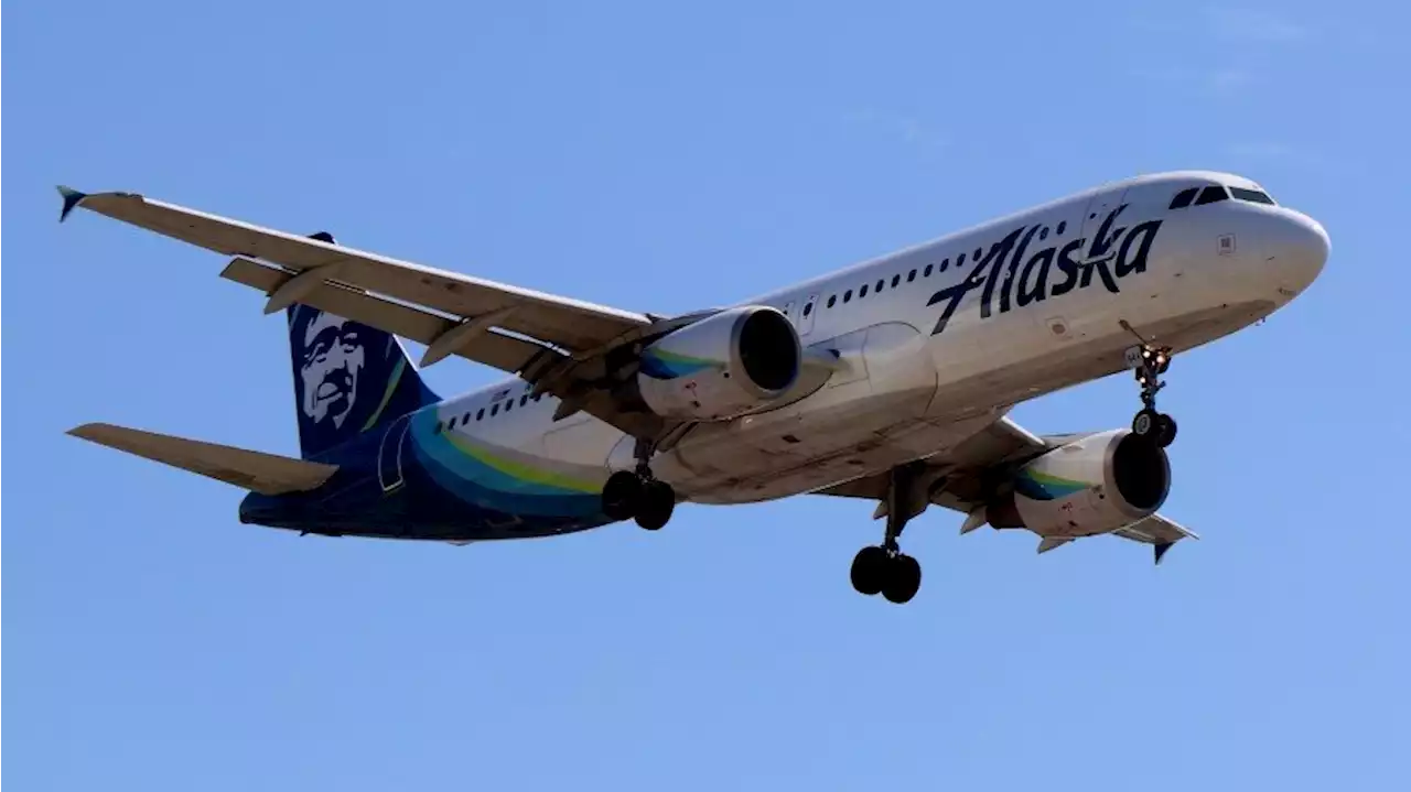 Alaska Airlines pilots to conduct strike-authorization vote starting Monday