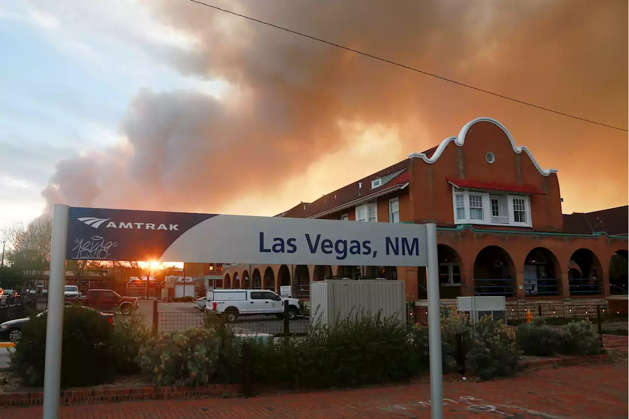 More New Mexico Residents Warned They May Need to Flee Fire