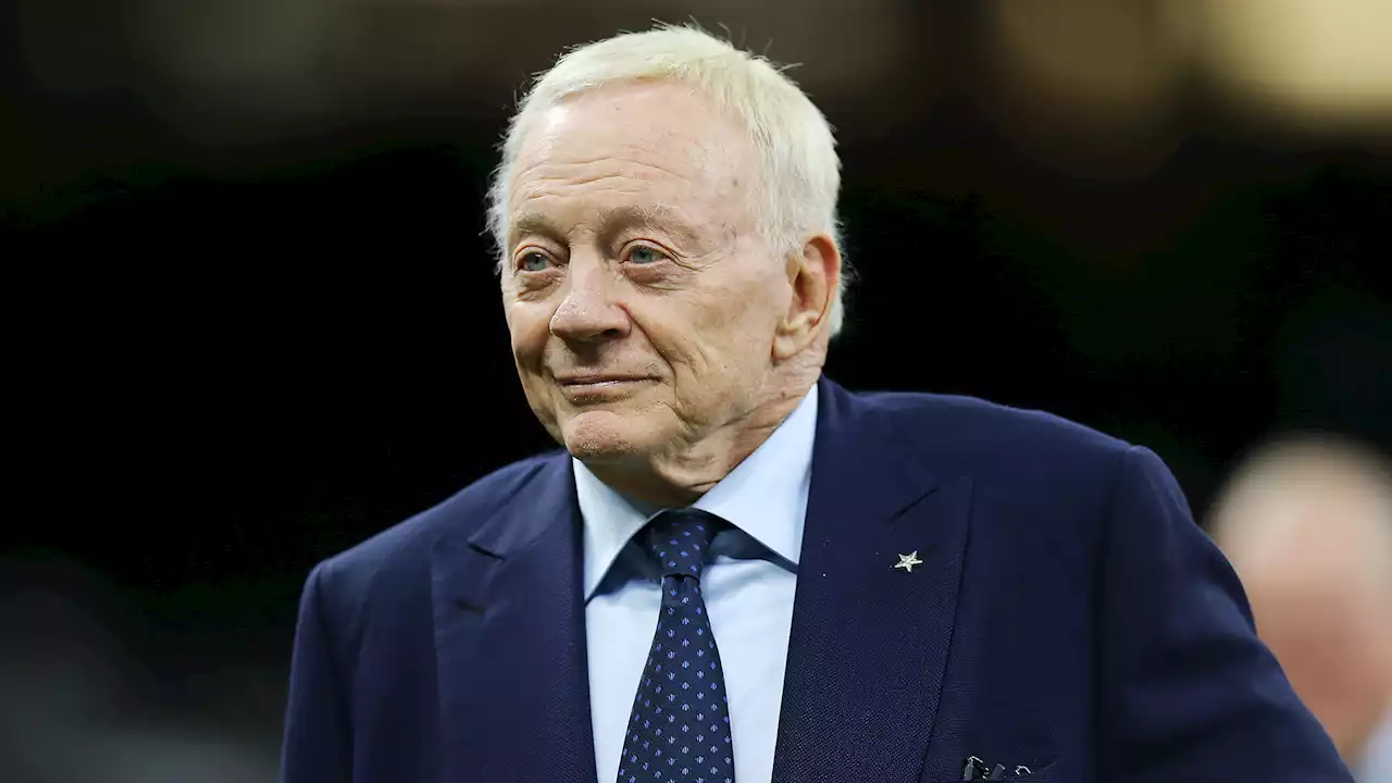 Car Jerry Jones Hit Was Making Improper Left Turn: Police Report