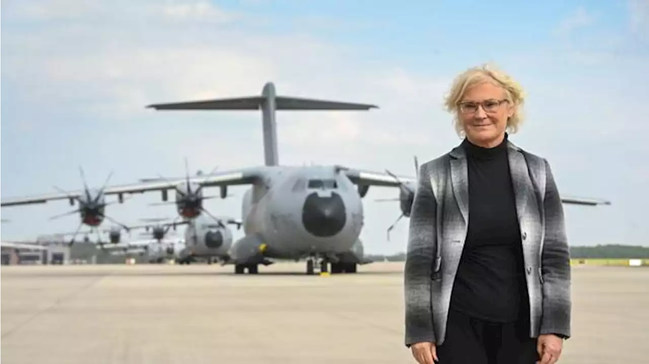 Lambrecht ließ Sohn von der Bundeswehr einfliegen