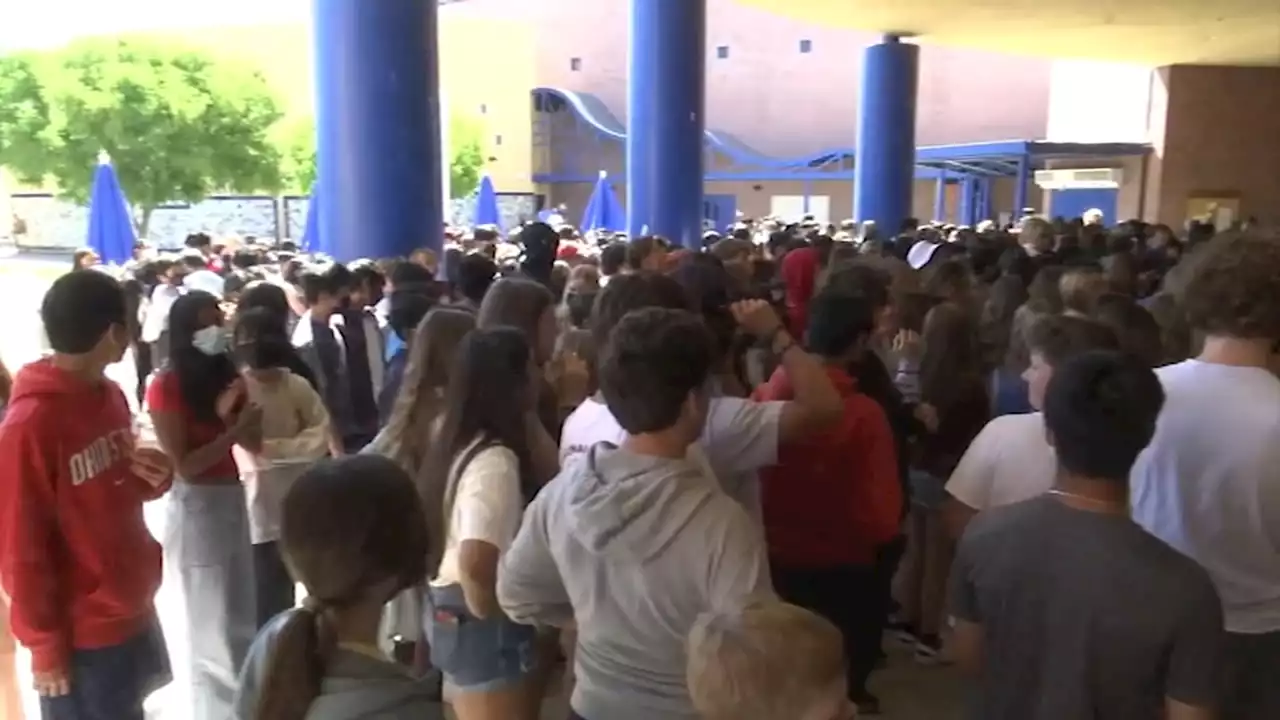 East Bay middle school students stage walkout to urge gun law change