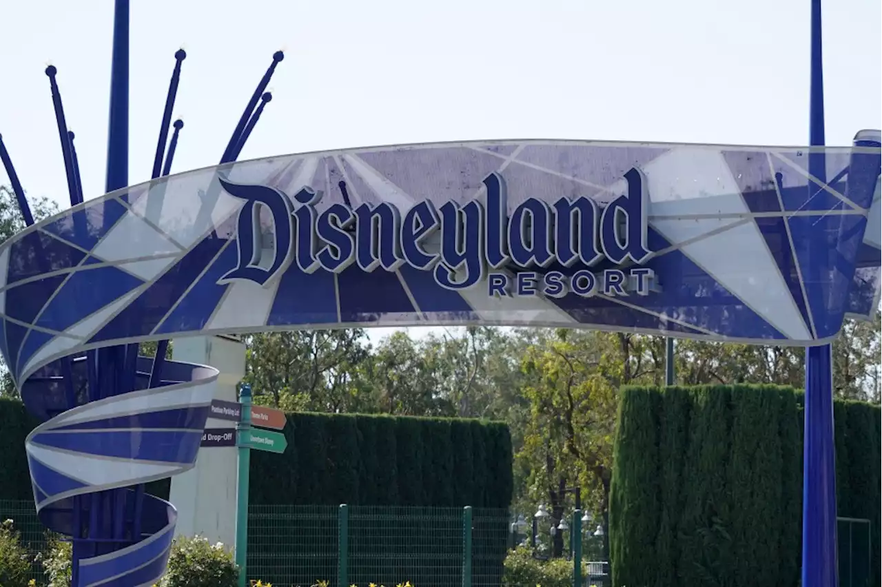 Disneyland Suspends Sales of Magic Key Annual Pass