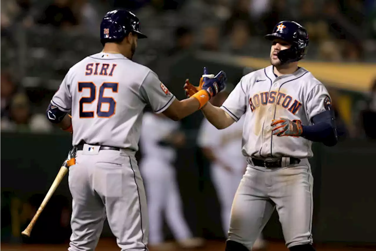 McCormick late HR, Astros bullpen crisp in 3-1 win over A’s