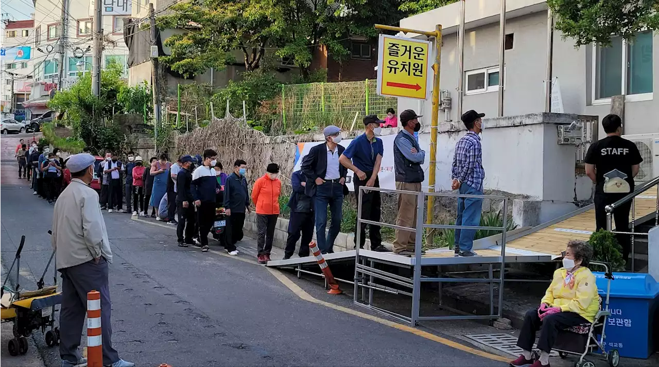 [속보]지상파 3사 출구조사···국민의힘 10곳, 민주 4곳 우세 [6·1지방선거]