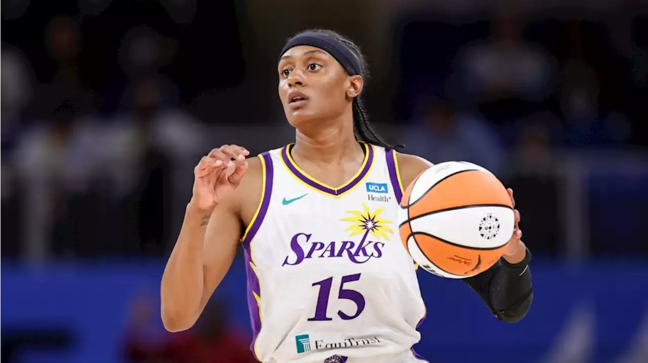 Brittney Sykes helps Sparks fend off Wings