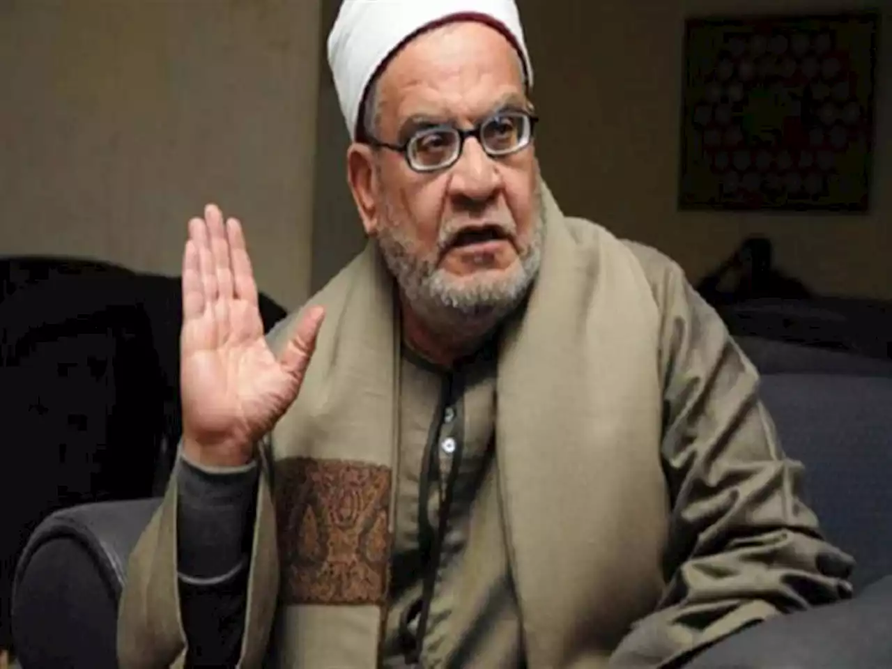 هل يجوز الاتجار أو تصنيع لحوم الخنازير والكلاب لغير المسلمين؟.. أحمد كريمة يجيب (خاص)