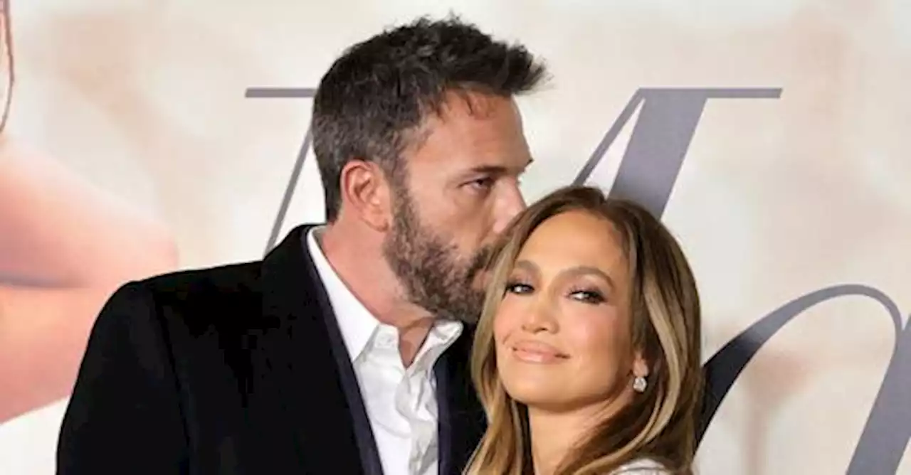 Jennifer Lopez shows off sweet tribute to fiancé Ben Affleck with new manicure