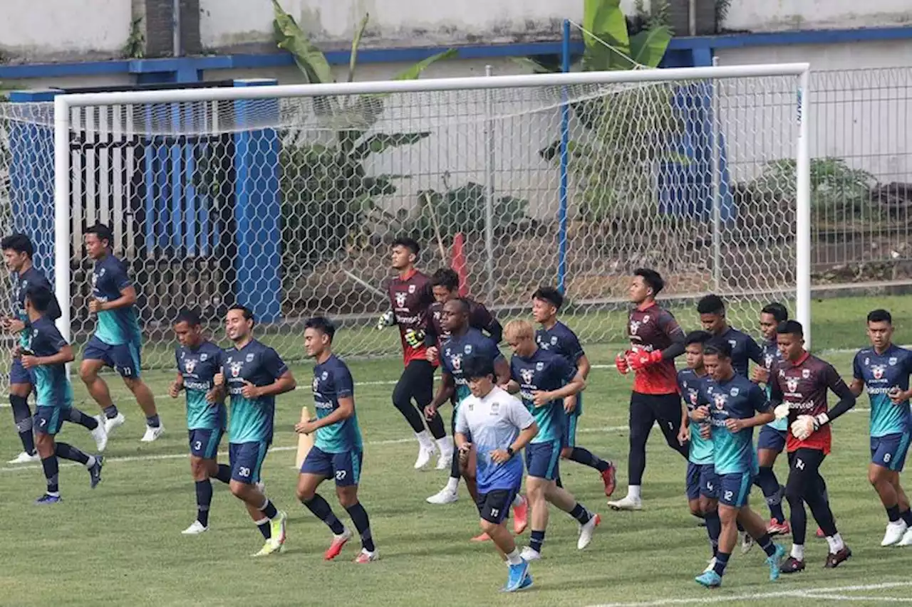 Daftar 24 Pemain yang Ikut dalam Pemusatan Latihan Persib di Batam - Pikiran-Rakyat.com