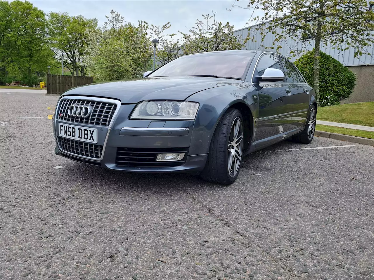 Used AUDI A8 (D3) S8 QUATTRO FSI V10 2008 for sale