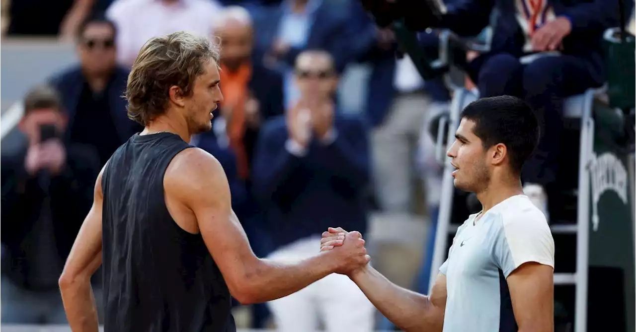 Zverev outlasts Alcaraz to return to French Open semis