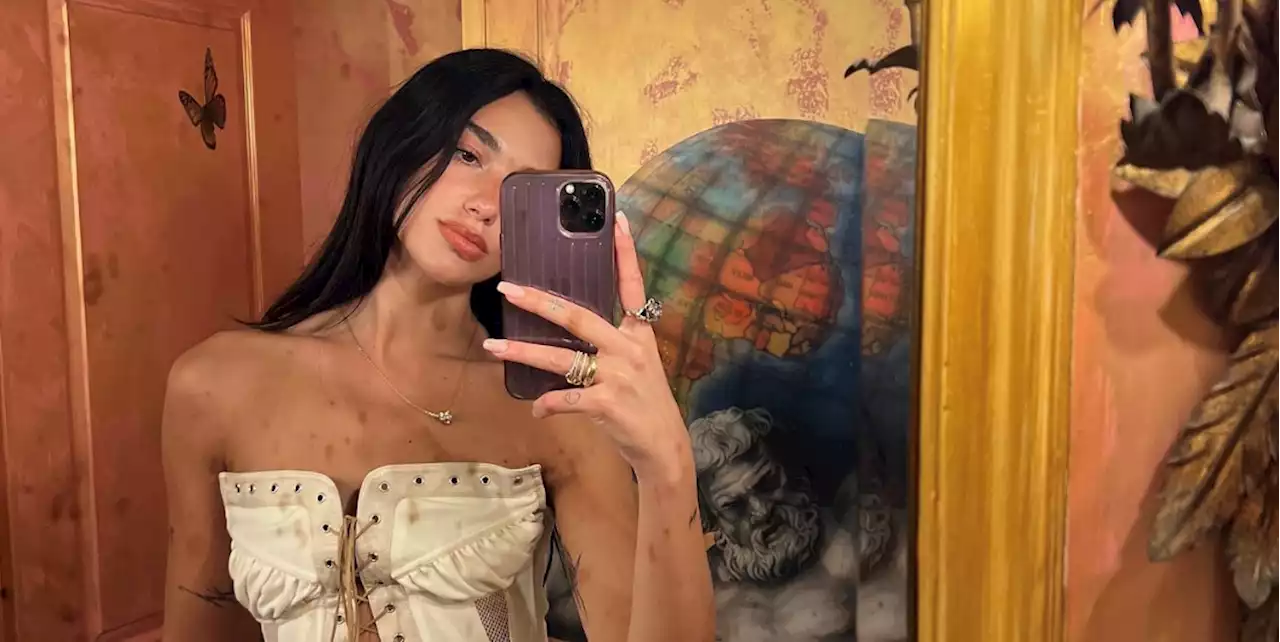 Dua Lipa’s Latest Corset Styling Trick Is Unlike Anything We’ve Ever Seen