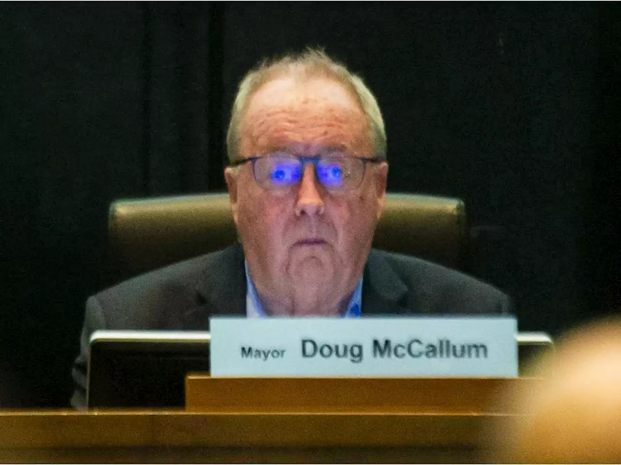 Surrey mayor says he's ready to call in RCMP after raucous council meeting