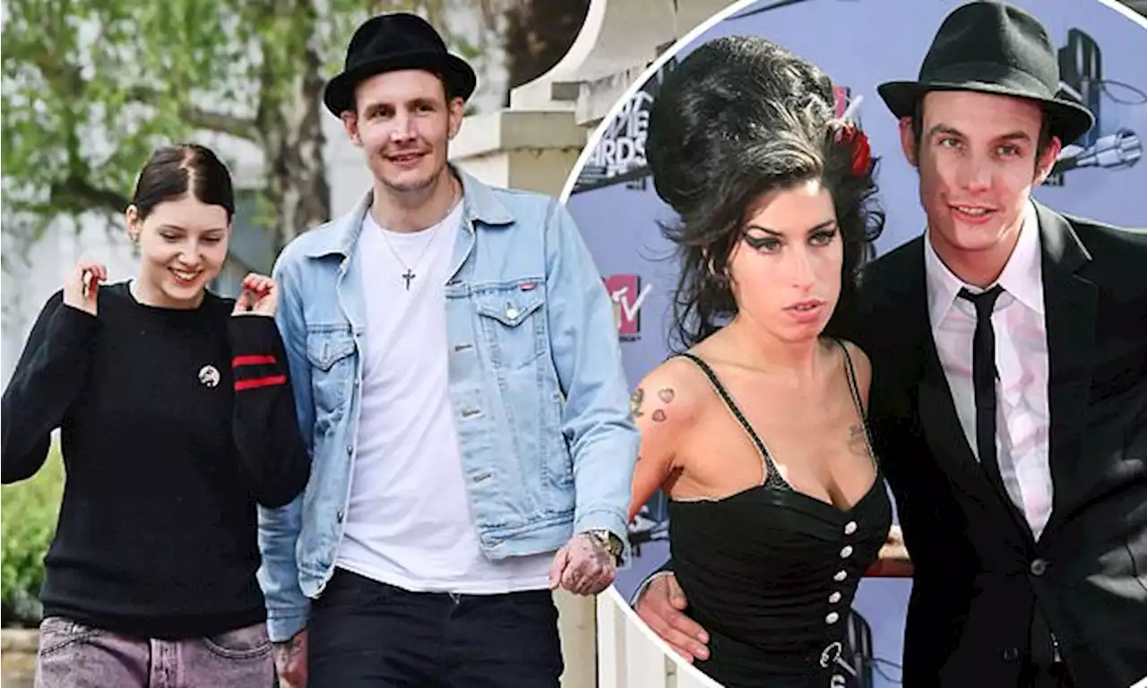 Amy Winehouse's ex-husband Blake Fielder-Civil enjoys romantic stroll