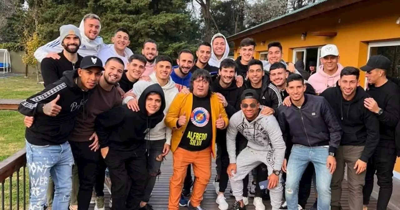 Boca sonríe: el asado del plantel con un popular humorista