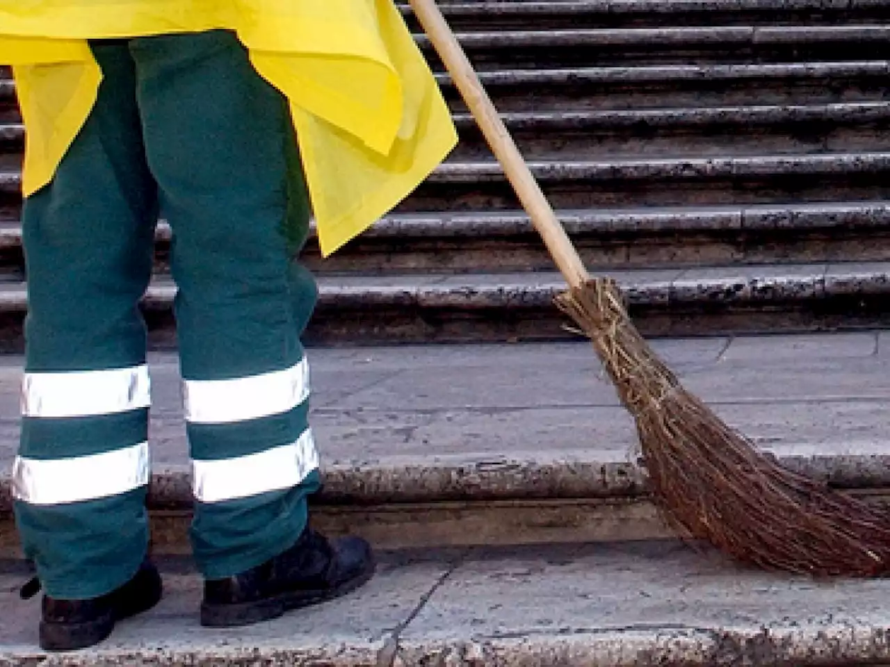 Ama effettua delle verifiche: in 200 tornano a lavorare sulle strade