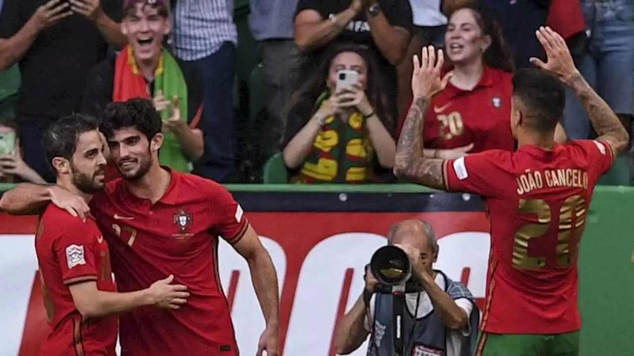 Portugal stoomt door in Nations League en klopt Tsjechië, ook Spanje wint